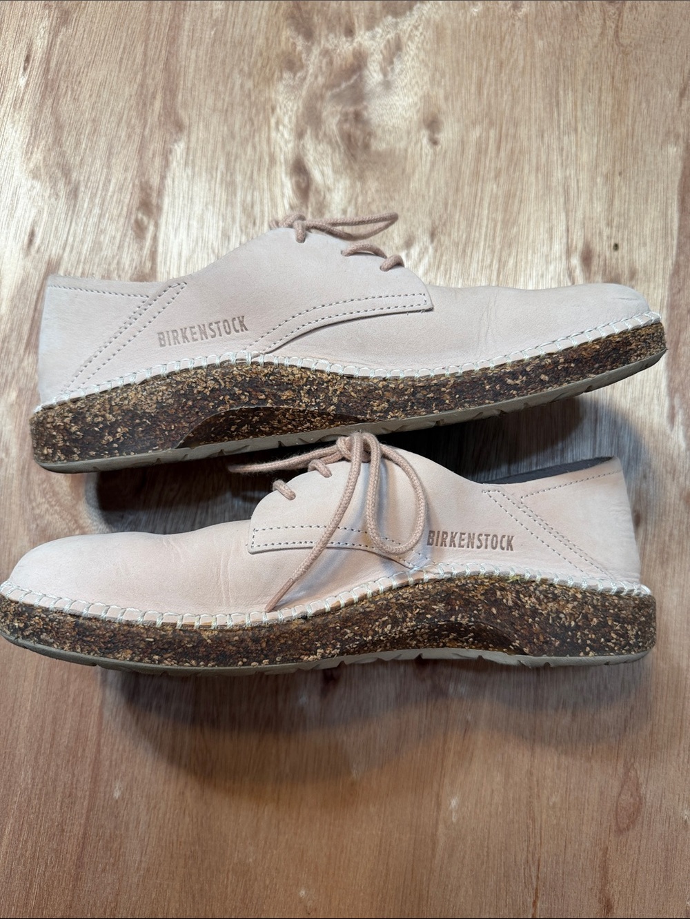 Birkenstock Lace-Up Derby Shoes in Pale Pink L8/M6